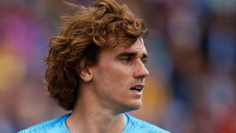 Đá trận cuối cho Atletico Madrid, Griezmann bị CĐV phản đối