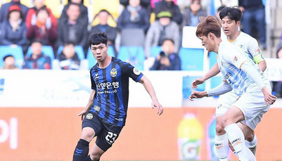 HLV Incheon nghĩ Công Phượng chưa phù hợp với K League