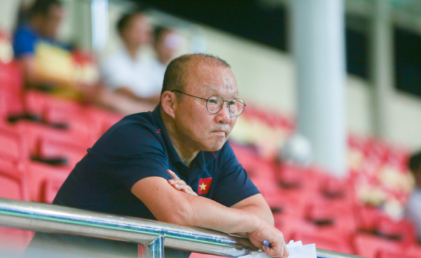HLV Park tạm ngưng đàm phán hợp đồng để tập trung cho SEA Games