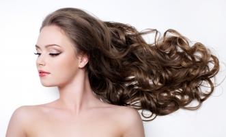 Thói quen sai lầm khiến tóc bạn ngày càng yếu dần