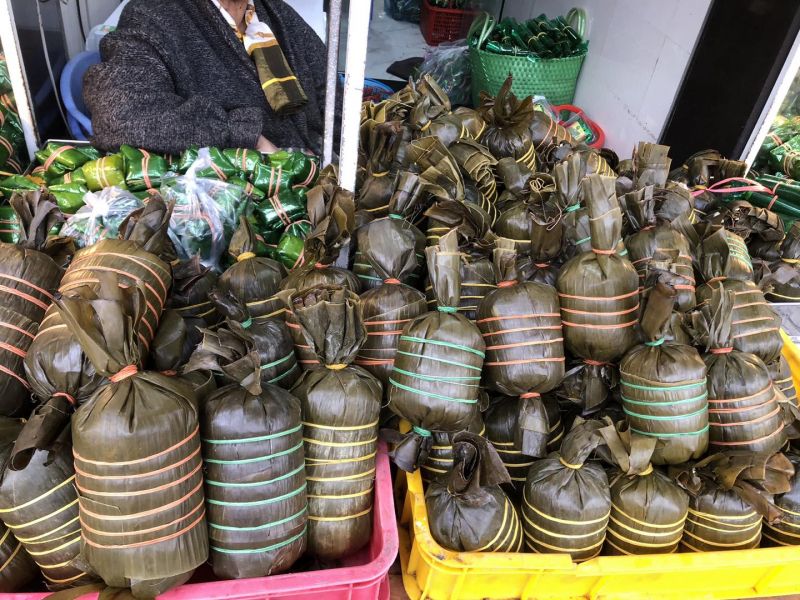 Bà Ngôn Nem Chả Tré Huế