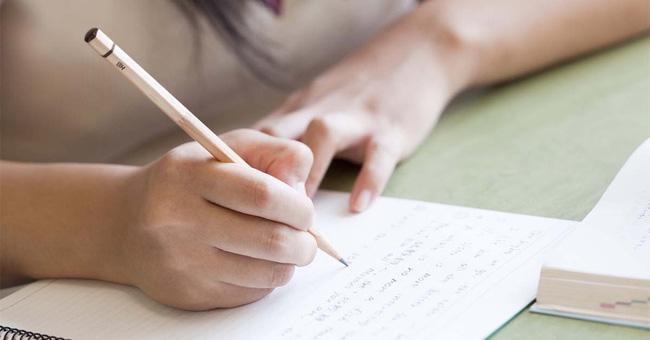 Bài thi cần sạch sẽ, không tẩy xóa