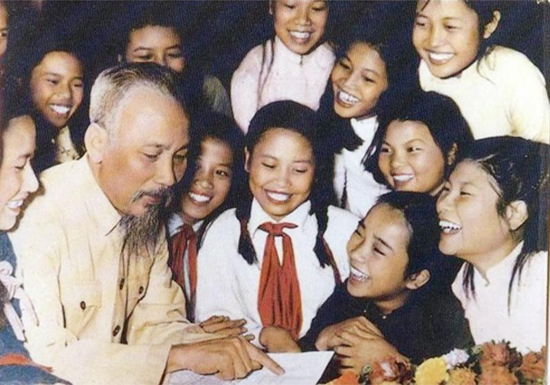 Cháu nhớ Bác Hồ
