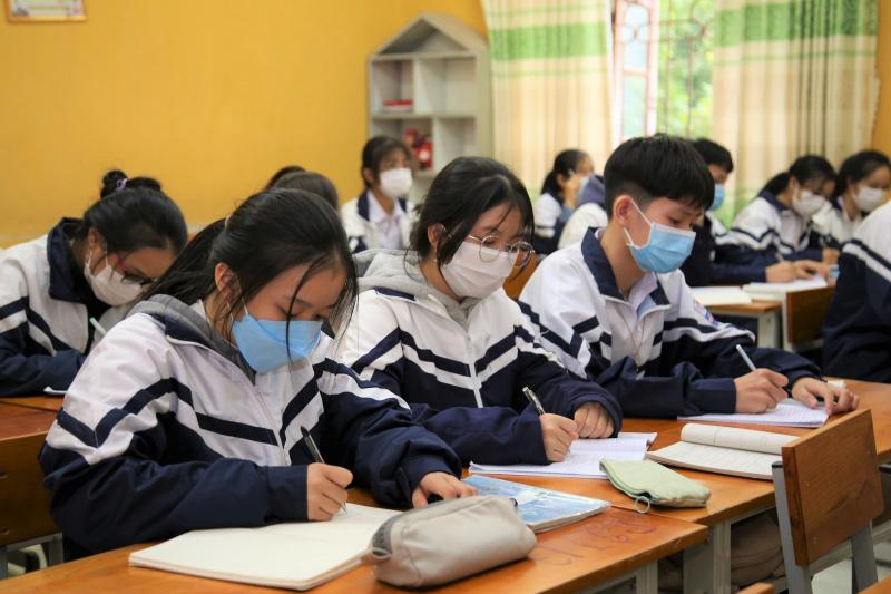 Đoạn văn về cách rèn luyện tư duy phản biện ở mỗi người