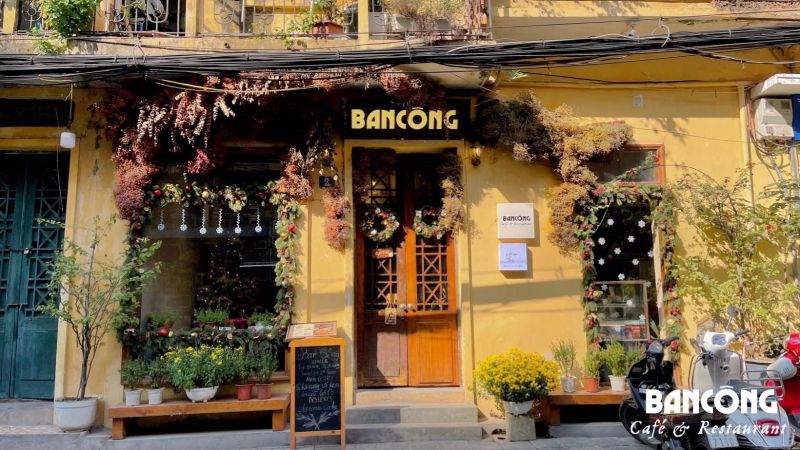 Ban Công Cafe