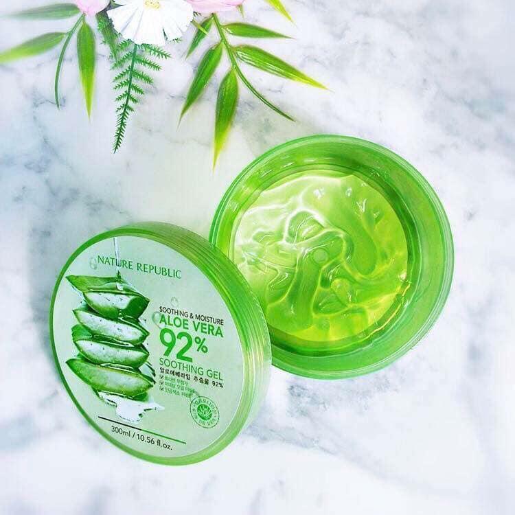 Nature Republic Soothing & Moisture Aloe Vera 92% Soothing Gel