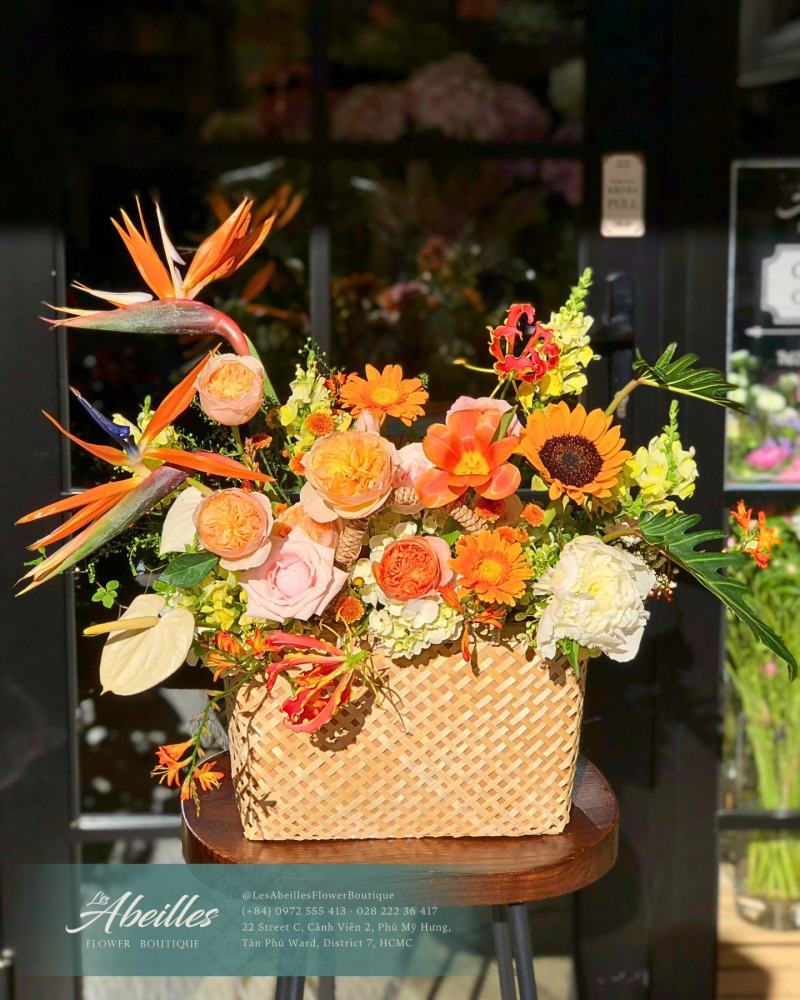 Les Abeilles Flower Boutique