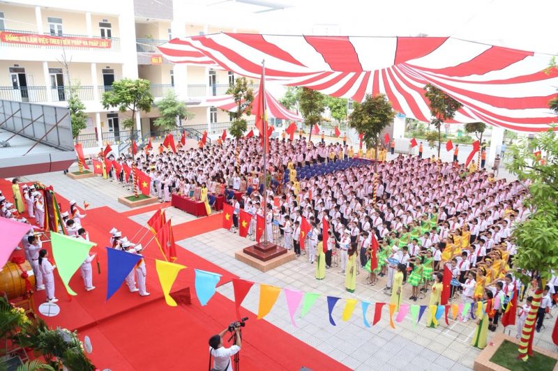 Lời dẫn chương trình khai giảng năm học mới THCS số 1