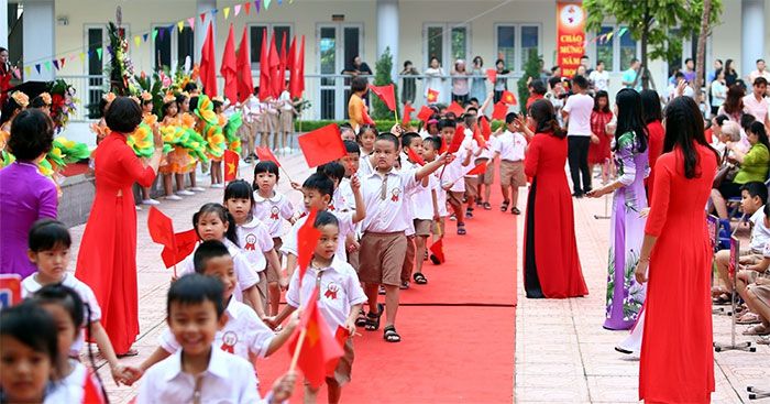 Mẫu bài phát biểu khai giảng của hiệu trưởng Tiểu học