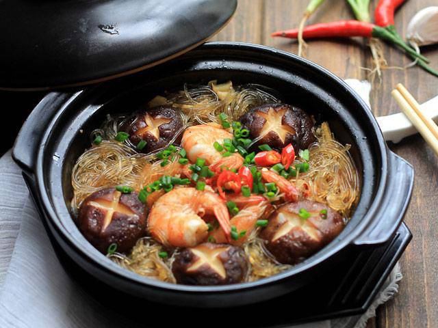 Miến nấu tôm nấm