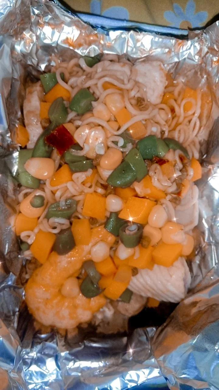 Quán Ăn Vặt & Mỳ Trộn Quốc Dân