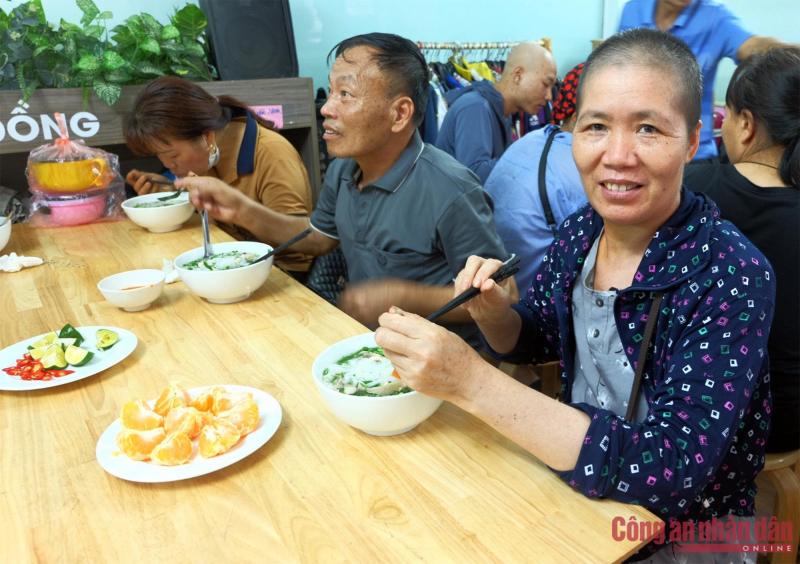 Quán Yên Vui Tân Triều