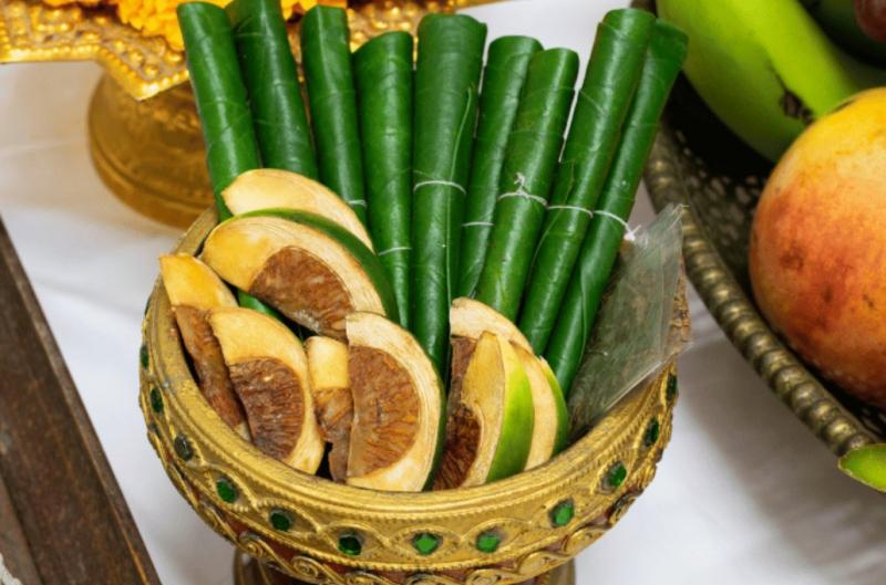 Dàn ý phân tích 9 câu đầu bài Đất Nước