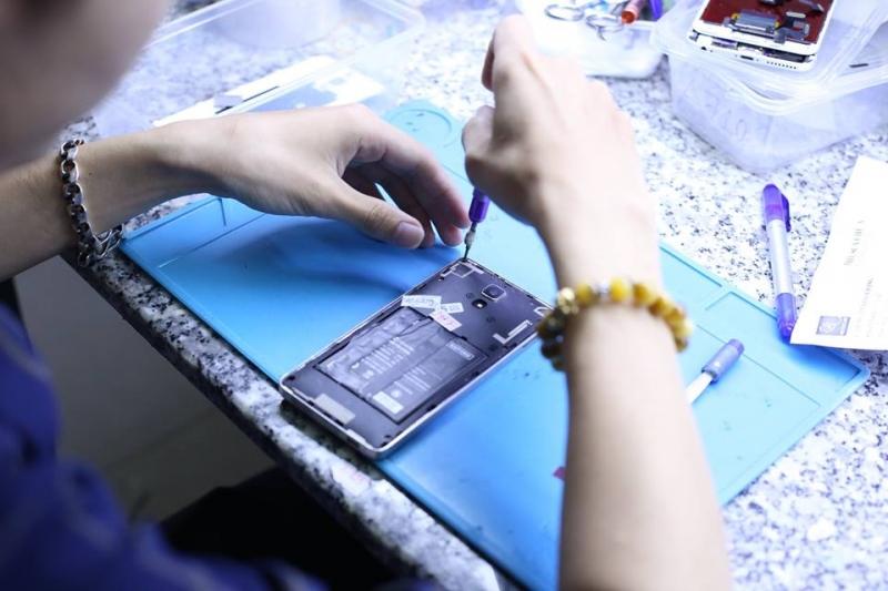 Trung tâm thay màn hình Samsung j7, j7 prime, j7 pro - Viettopcare