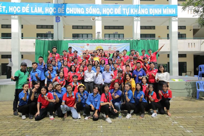 Trường THPT Bình Hưng Hoà